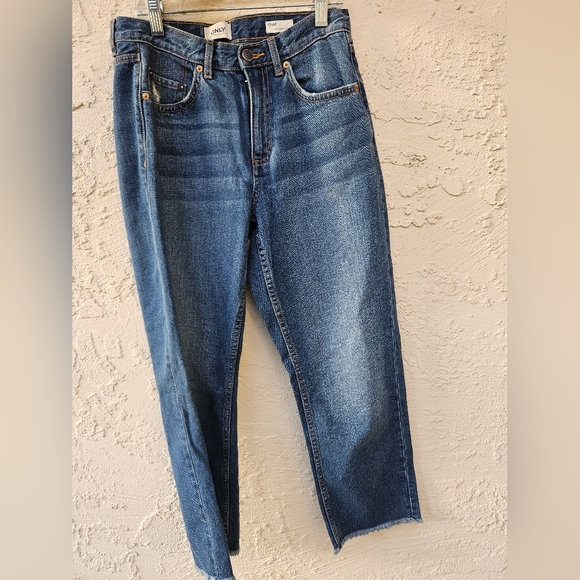 Only High Waisted women Jeans size 26/32 on Asos - Picture 1 of 16